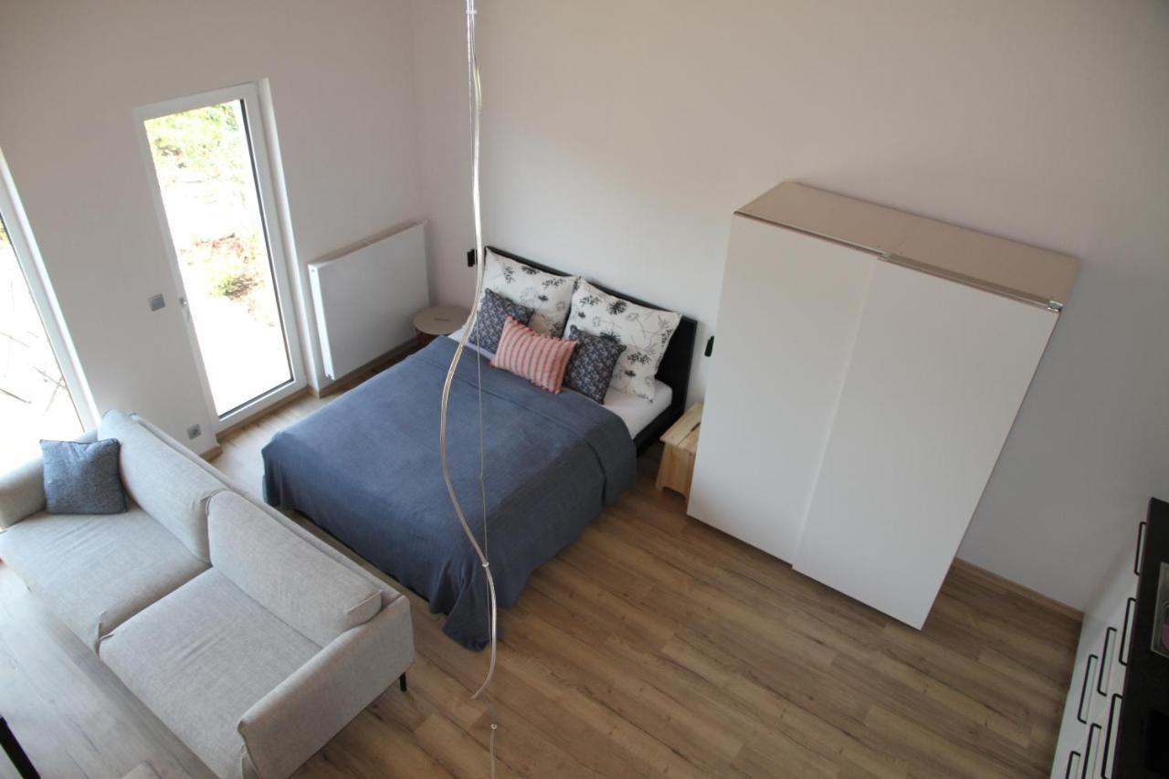 Apartmany Hluboka Nad Vltavou S Vyhledem Na Zamek מראה חיצוני תמונה