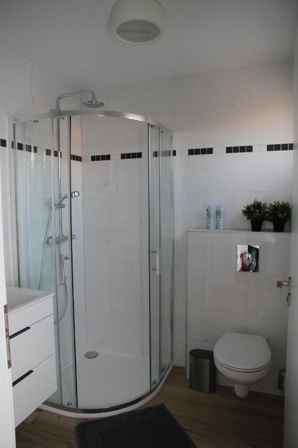 Apartmany Hluboka Nad Vltavou S Vyhledem Na Zamek מראה חיצוני תמונה